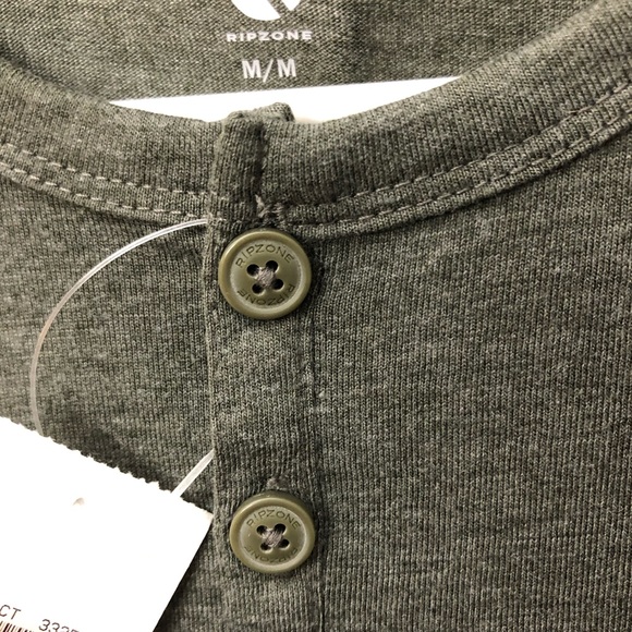 NWT Ripzone boys s/s henley - Picture 4 of 9